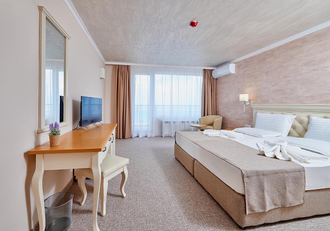 Hotel Neptun Pomorie Exteriér fotografie