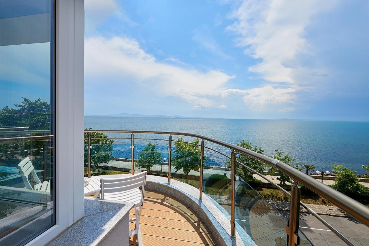 Hotel Neptun Pomorie Exteriér fotografie