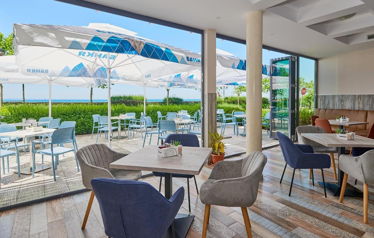 Hotel Neptun Pomorie Exteriér fotografie